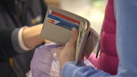 주말에 ‘씀씀이’ 큰 한국인…결제액, 평일의 2배
