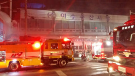 여수 수산시장서 불…점포 116개 태워