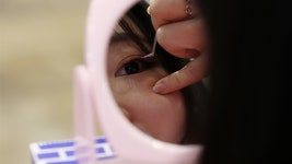 속눈썹 접착제에 ‘발암물질 범벅’