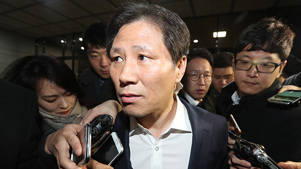 헌재, 윤석열 대통령 탄핵심판 증인 6명 채택…다음 달 추가 변론 기일 지정(in 100 characters)