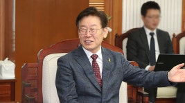 이재명 “중앙부처에 ‘SNS 국민 소통관’ 도입할 것”