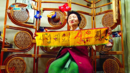 “신유 오빠 사랑해요!”…70대 소녀 팬의 남다른 열정