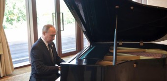 푸틴 대통령, 중국서 피아노 연주…네티즌 관심 ‘집중’
