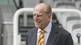 英여왕 남편 필립공, 감염으로 병원 치료