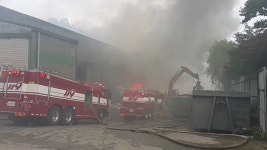 충북 청주 폐기물 처리 공장서 불…10억 원 상당 재산피해