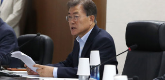 文 대통령, 미사일 사격 훈련 지시…트럼프 “단호한 의지 공감”