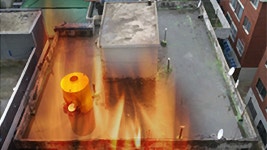 서울 강서구 빌딩 옥상에서 불…인명피해 없어