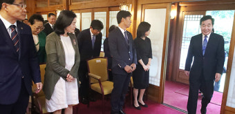 이 총리, 차관급 16명에 임명장…총리 수여는 문민정부 이후 처음