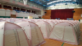 지진 피해 주민들, 포항 흥해체육관으로 다시 이주