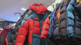 패딩 점퍼·코트 수명 늘리기…겨울옷 관리 방법은?