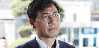 검찰, 안희정 구속영장 재청구…“사안 중하고 증거인멸 우려”