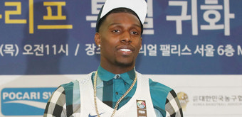귀화 선수 ‘라건아’와 2 m 신장 제한 코미디의 상관 관계