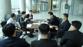 “남북 공동연락사무소 8·15 맞춰 개소 추진…차관급 검토”