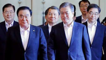 文 대통령 “헌법기관 국민 눈높이에 부족…신뢰회복 과제”