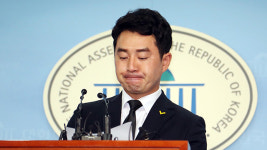 정의당 “박근혜 석방, 일고의 가치도 없는 말”