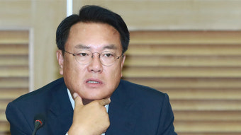 검찰, ‘노무현 명예훼손’ 정진석 의원 서면조사