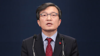 靑 “김정은 위원장, 文 대통령에 친서…내년 서울 답방 의지”