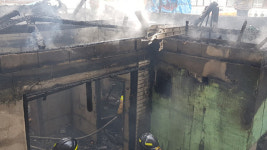 LPG 가스통 자르다…인천 주택 화재로 60대 남성 화상