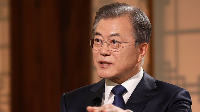 윤석열 대통령, 내란 및 직권남용 혐의로 검찰 소환 조사 토요일에 통보