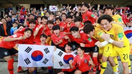 U-20 월드컵 한국 ‘기적의 승리’ 승부차기 끝에 4강