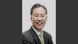 “징용 재판 지연, 외교로 풀 시간 준 것” 고위법관 주장에…현직 판사 반박