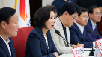 한국당 “선거법 날치기 폭거”…헌재에 가처분 신청
