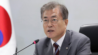 “문 대통령, 어젯밤 조국 임명 결정…귀국 직후 4시간 밤샘 토론도”