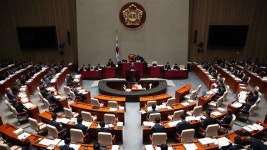 513조 내년 예산안 놓고 여야 공방…“등골 브레이커” vs “선택 아닌 필수”