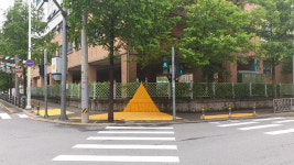 어린이 위해 건널목 ‘옐로카펫’ 설치…국토부, 새 도로 설계지침 마련