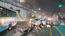 창원 동마산 교차로 앞에서 차량 3대 충돌…8명 경상