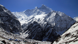 네팔 안나푸르나 눈사태로 한국인 4명 실종…실종자 아직 못 찾아