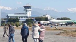 네팔 실종자 수색 전면 중단 이틀째…실종자 가족 ‘막막한 설맞이’