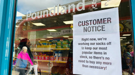 ‘사재기’로 영국 소비자 4주간 마트 7천900만 번 더 갔다