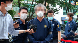 ‘라임 김봉현’ 정치권 연결고리 스타모빌리티 대표 구속…“도주 우려”
