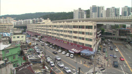 ‘70년대엔 최고급’ 유진상가 아래로 예술 빛이 흐른다