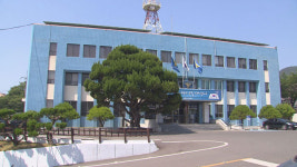 믿을 곳 못 되는 학교…화장실 불법 촬영 교사 2명 ‘직위해제’