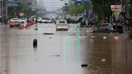 집중호우로 사망 28명·실종 11명…밤새 집중호우 대비해야