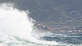 태풍 ‘바비’ 서해로 북상, 전국이 영향권 거센 비바람