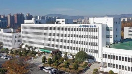 경상남도교육청, ‘확진자 발생’…박종훈 교육감 자가격리