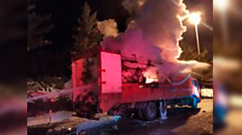 대전통영고속도로 덕유산휴게소서 택배 화물차 화재