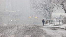 제설에 인력 9,300여 명·장비 3천 900여 대 동원…중대본 비상 1단계 가동