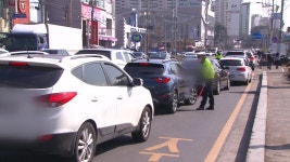 [취재후] “1등만 19번 당첨” 로또 명당, 세금으로 길까지 넓힌다?