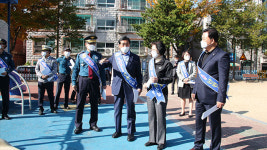 안산서 민·관 합동 초등학교 안심동행길 순찰 실시