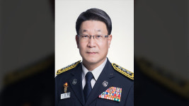 신임 소방청장에 이흥교 소방총감 임명