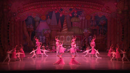 독일 발레단 크리스마스에 ‘호두까기인형’ 안 올린다…“인종차별 요소 있어”