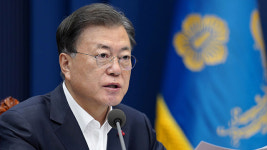 문 대통령, 백령도 찾아 장병 격려…천안함 46용사 위령탑 참배