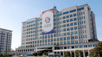 대통령실 정무1·2 비서관 동시 사의…첫 비서관 ‘면직 처리’도