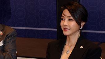 대통령실, ‘김 여사 장신구 논란’에 “지인에게 빌려…구체적인 건 몰라”