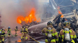 인천 현대제철 공장 불, 하루 만에 꺼져…건물 1개동 전소