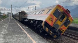 타이완 규모 6.8 지진으로 건물 붕괴·열차탈선